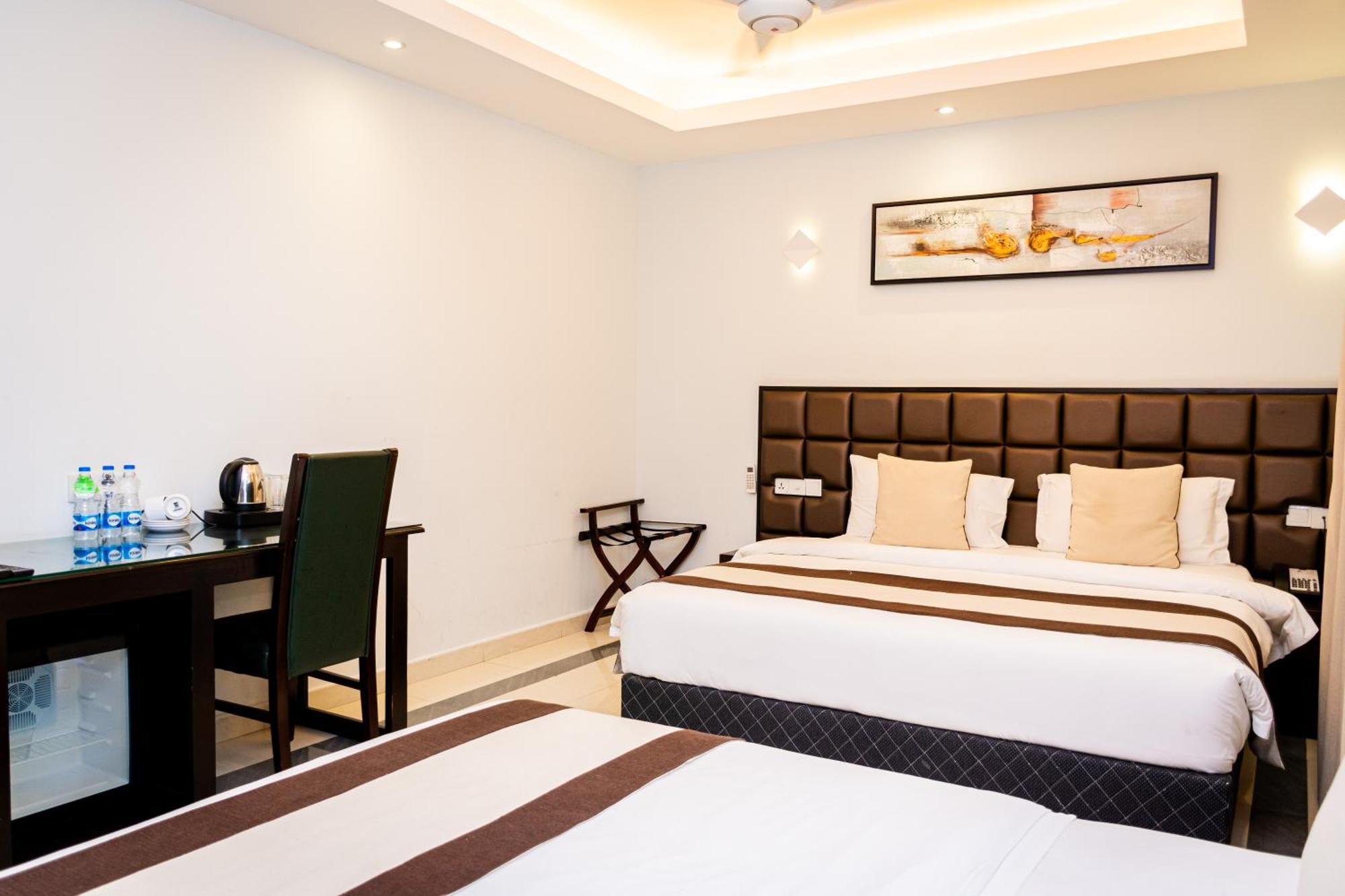 Viveka Hotel Colombo Kalubowila West Bagian luar foto